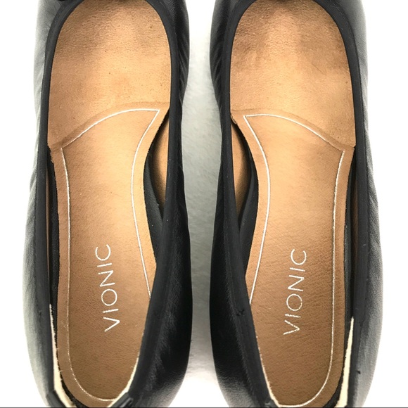 Vionic Shoes | Nwot Vionic Daphne Black Leather Pump Size 85 | Poshmark